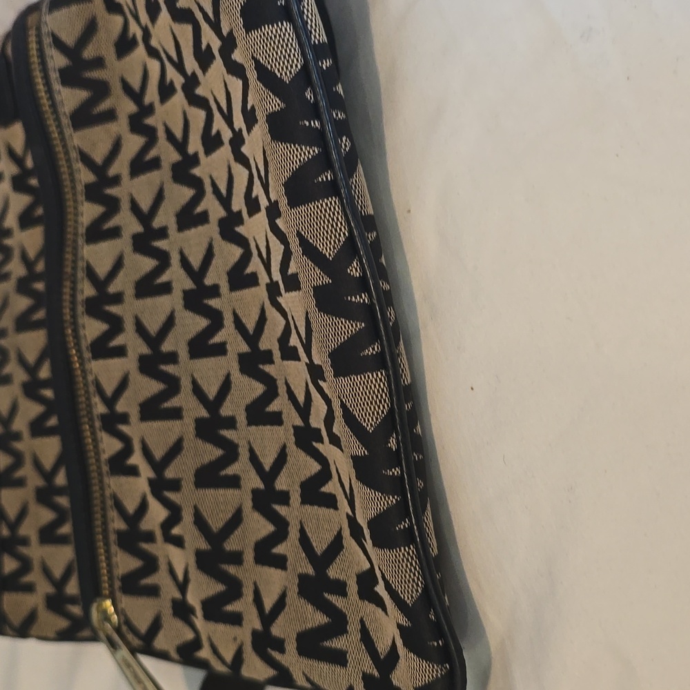 Michael Kors crossbody - Picture 4 of 4
